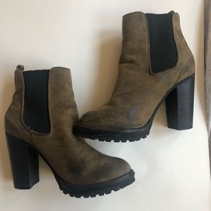 Nasty Gal heeled Chelsea boots